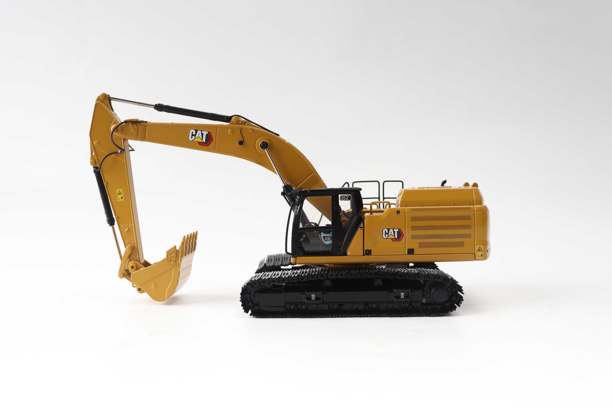 Cat 352 diecast masters 1 50 ミニカー 604-008 DM 1 50 CAT 352 UHD