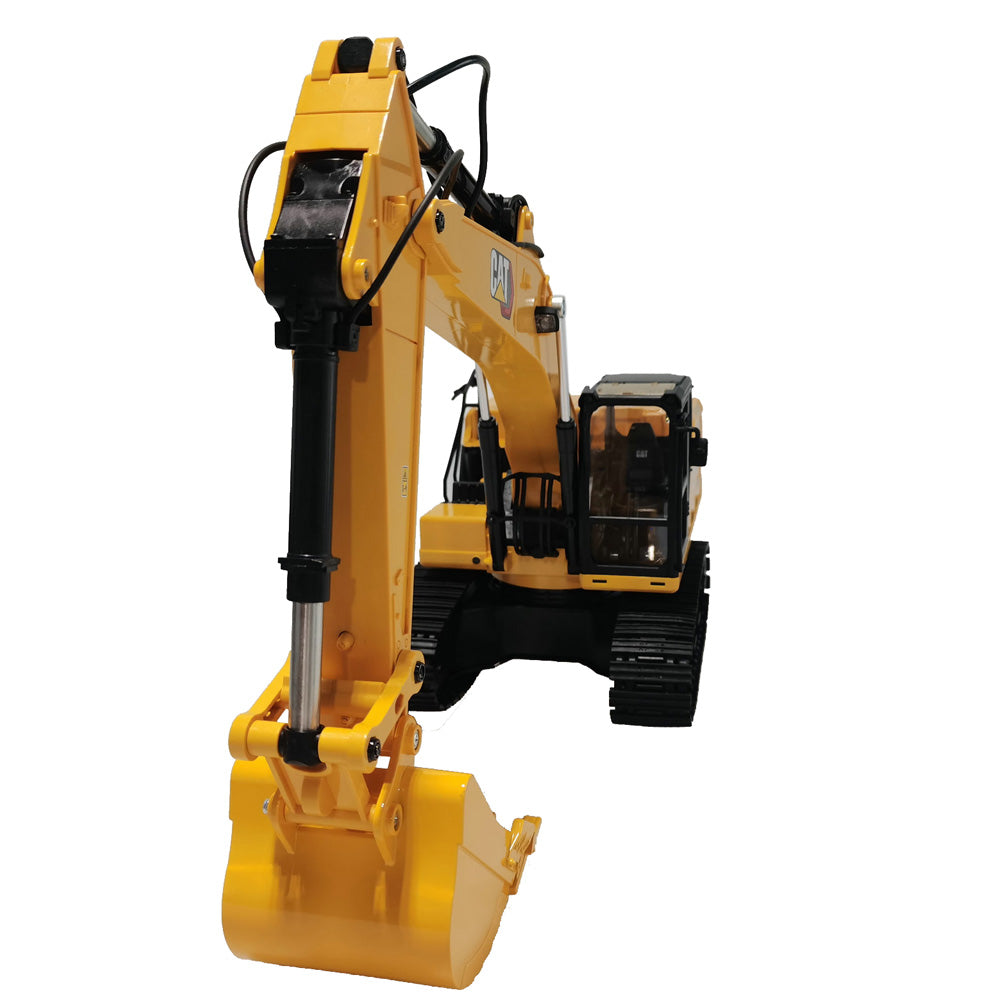 1:16 RC Cat® 320 Hydraulic Excavator with 3 interchangeable