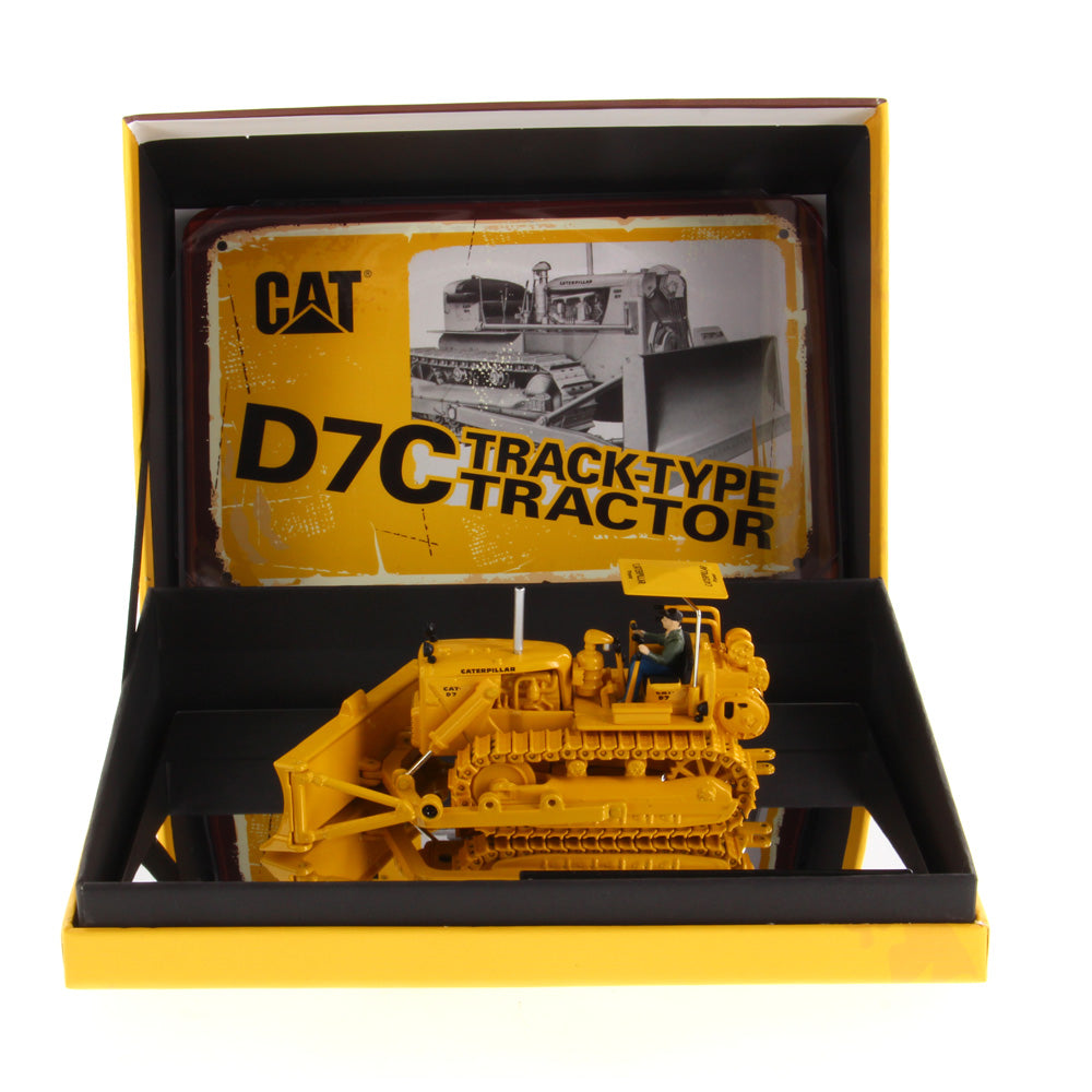 模型製作用品 CAT D7C TRACK-TYPE TRACTOR 85577 1:50 1:50 Cat®D7C Track Type Tractor, Vintage Series, 85577